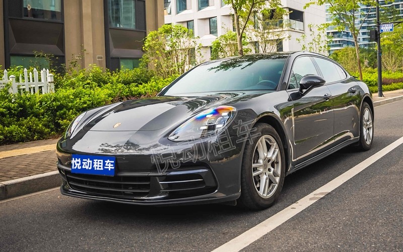 豪車(chē)出租 5座 保時(shí)捷 Panamera行政加長(zhǎng)  3.0T